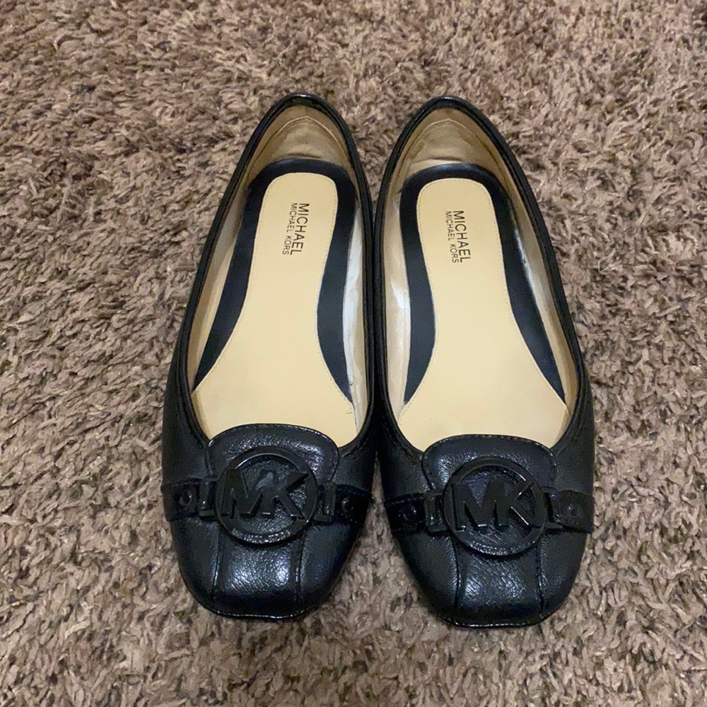 Michael Kors flats